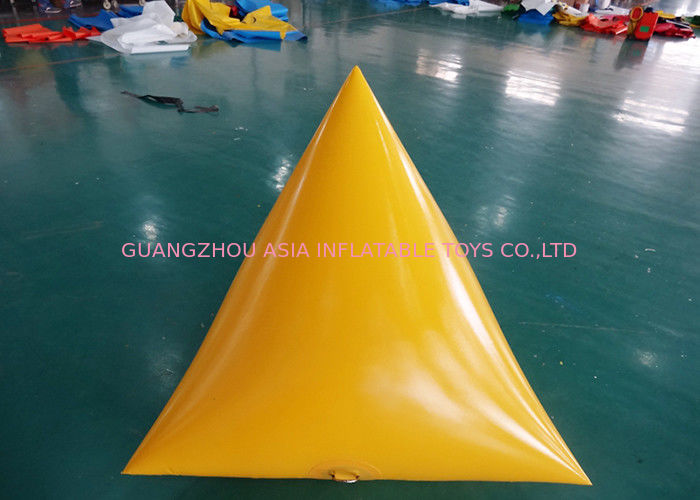 Triangle Shape Yacht Race Market Inflatable Buoys For Water Triathlons Advertising